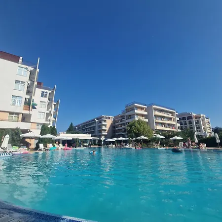 Apartamento Grand Kamelia